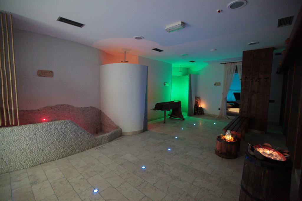 באסלגה די פינה Hotel Belvedere Wellness & Family מראה חיצוני תמונה
